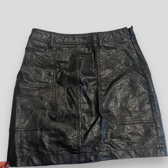★ Shinestar Black leather Pencil Skirt ★ - Picture 3 of 3